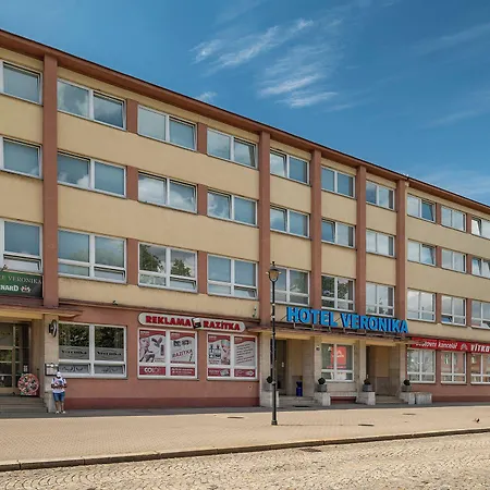 Veronika Hotel 3*