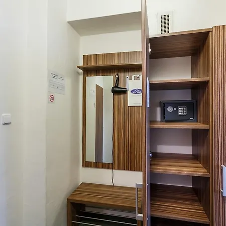 Hotel Veronika 3*